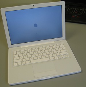 macbook white